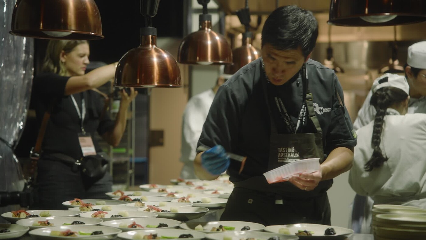 20250503-Selects_1min_DiningGallery.mov