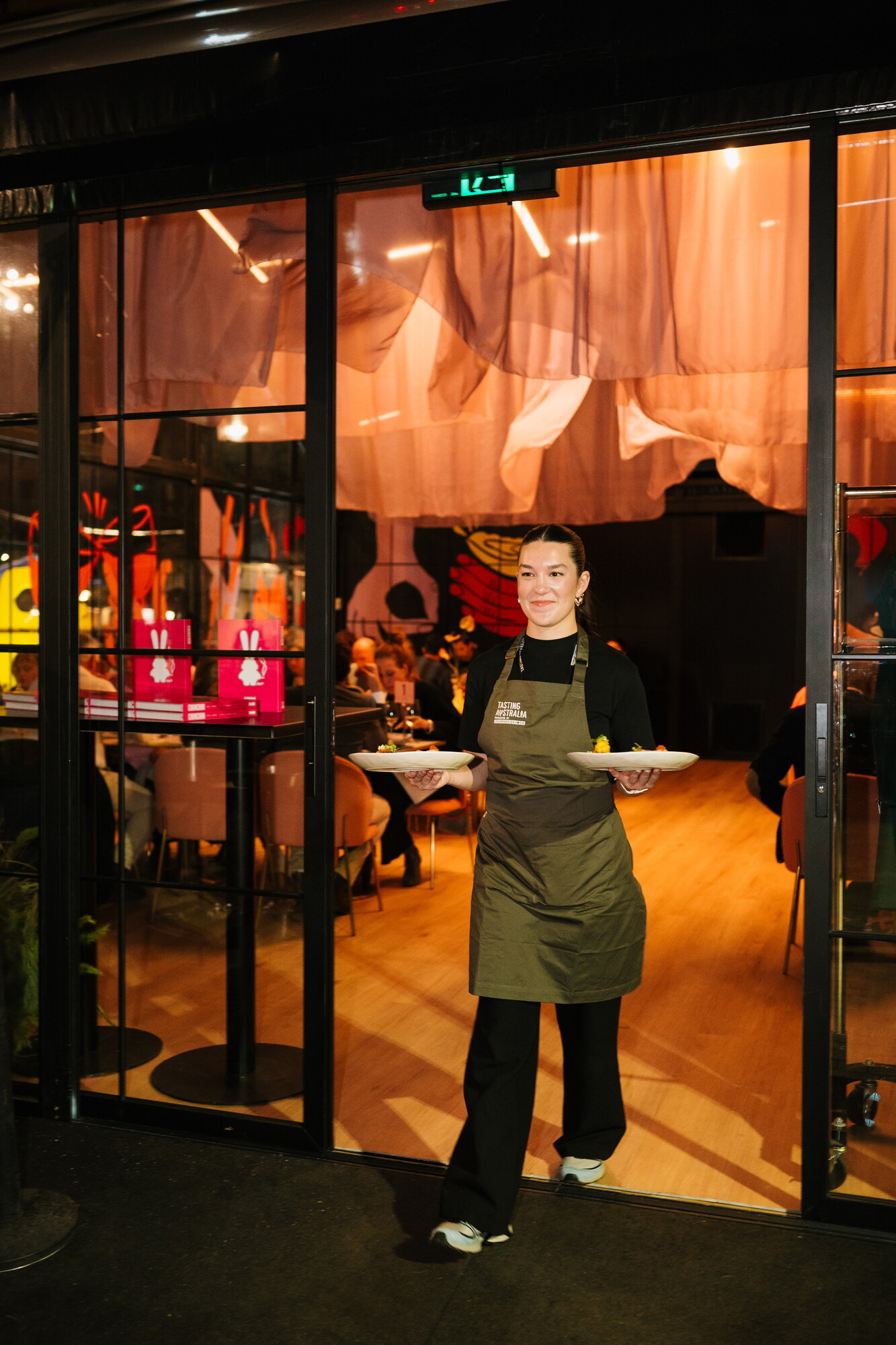 180_OLD IS THE NEW COOL_DINING GALLERIES DINNER_Sat 3rd May 2025_MEAGHAN COLES_2025.jpg