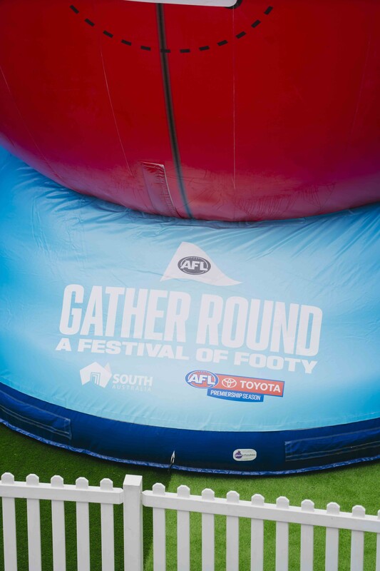 GatherRound26_AirportDressing_LowRes-117.jpg