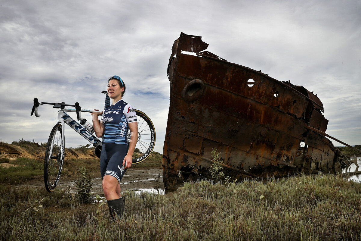 WOMEN OF THE PELOTON - shipwreck